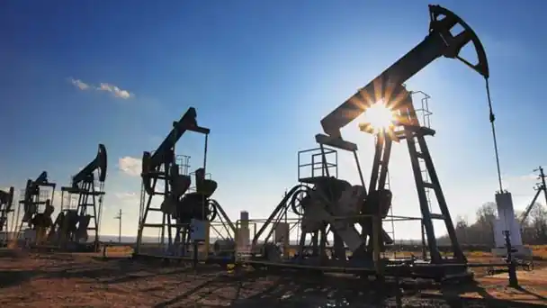 Onshore oil extraction